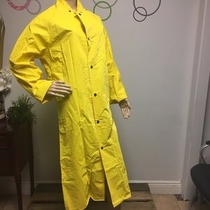 Nessie yellow long raincoat